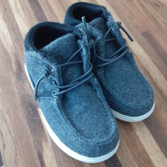 NWOT Max + Jake Colton Sneaker Gray Felt Fabric uppers - Picture 7 of 11